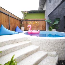 Ubu Villa HnR Farm - Tranquil Villa with Free Farm Adventure