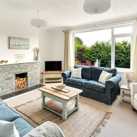 Sleeps 7 - Parking for 2 - Falmouth