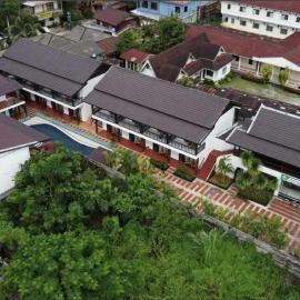 Vangvieng Night Market Resort, hotel in Vang Vieng