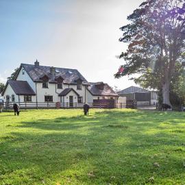 Finest Retreats - Groes Faen Bach Farmhouse