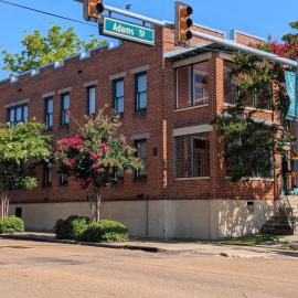 Historic Upscale Loft in Downtown Vicksburg!