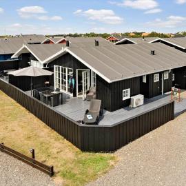3331-Hvide-Sande-Anker-Eskildsens-Vej-3-I, hotel Hvide Sandéban