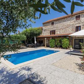 Holiday Home Villa Lucky by Interhome, hotel in Brtonigla