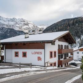 Apartments Lores, hotel in Selva di Val Gardena