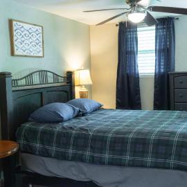 Near Lake Texoma Quad-plex Kitchenette - 27, viešbutis mieste Mead