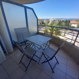 Port Frejus, joli studio cabine bien equipe, clima, hotel a Fréjus