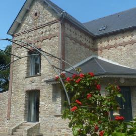 La maison des musiciens، فندق في Digosville