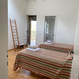 Appartamento Nocciolo، فندق في Casa Stella