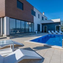 Villa Terra Magica, a villa with an incredible sea view in complete privacy