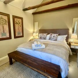 Rosebud Cottages