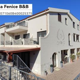 Villa Fenice Bed & Breakfast、ヴィエステのホテル