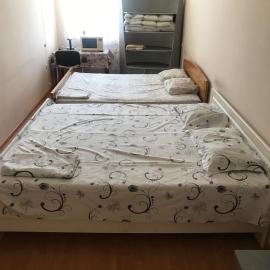 Окремий номер, hotel in Chernivtsi