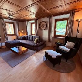 Ferienwohnung mit Kamin und Balkon