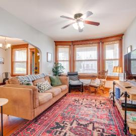 6 Mi to Montage Mtn Resort! Family Home w/ Yard, khách sạn ở Scranton