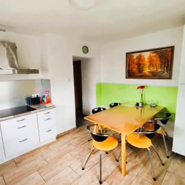 Ferienwohnung Gartenblick zentral und komfortabel, hotell i Laupheim