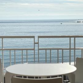 LES MELOINES T3 piscine et vue mer, hotel in Trébeurden