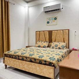 Supreme Apartments, ξενοδοχείο σε Nawānpind