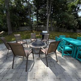 Spacious Renovated in Historic Sandwich، فندق في ساندويتش
