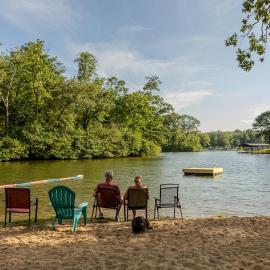 Hot Springs Lakeside Retreat Relax & Unwind, hotel i Hot Springs