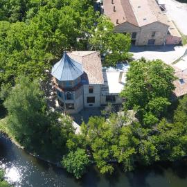 Château de Livière, hôtel à Calvisson