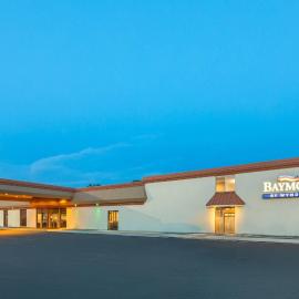 Baymont by Wyndham Jamestown Conference Center & Water Park: Jamestown şehrinde bir otel