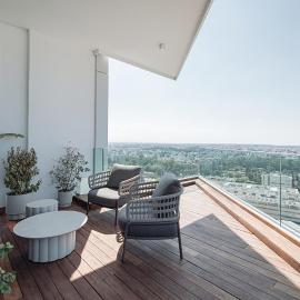 SkyHigh Park View Living, hotel a Nicòsia