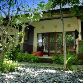 Dhita Bila Bungalows & Dive, hotel a Amed