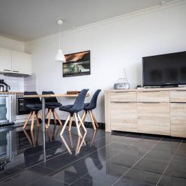 Apartment Weitsicht mit Pool & Sauna、ホーエガイスのホテル