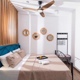 Amalia Luxury Room, hotel in Kalamaki
