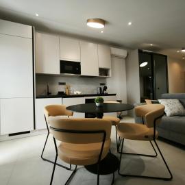 Top Apartments & Studios Marina View