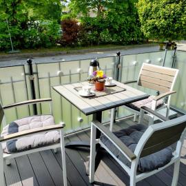 Aquamarin Ostseetraumsuite 05: Neuhaus şehrinde bir otel