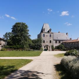 Logis de La Roulière, hotel in La Chapelle-Bertrand