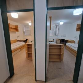 Hostel Rožna dolina, Dom XIV, hotel in Ljubljana