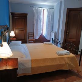 B&B Abies، فندق في بوليزي جينيروسا