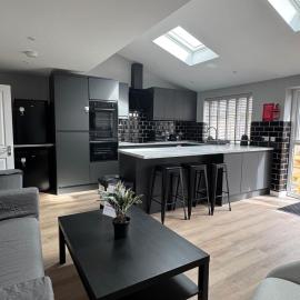 Ravenscourt Rooms by Brabazon Rooms