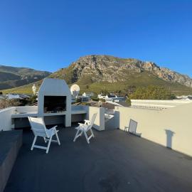 Voelklip Holiday Home