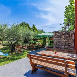 Apartment Lorena by Interhome
