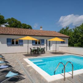Holiday Home Fanuko by Interhome