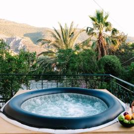 Villarose HotTub sunset view