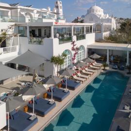 Aressana Spa Hotel & Suites - Small Luxury Hotels of the World, hotel a Firà