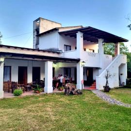 Hostal Las Hortencias, hotel in La Caldera