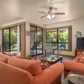 Spectacular Ground Floor Condo Sleeps 5, Hotel in Waikoloa