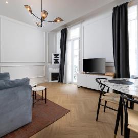 Newly Renovated Apartment with Balcony, AC, Fiber internet, hotel in Monte Carlo