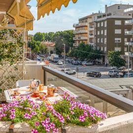Lovely Apartment In Pesaro With Wifi