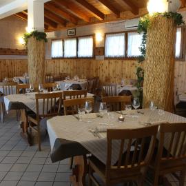 Hotel Agriturismo Al Luogo Del Giulio, хотел в Маниаго