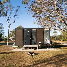 Shady Creek by Tiny Away, Hotel in Bushland Beach