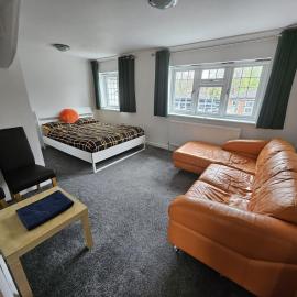 Standard Single Room - Shared