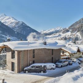 Schlosskopf Suiten, hotel v destinácii Sankt Anton am Arlberg