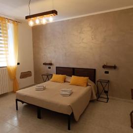 Nonna Lola, hotel Macomerben