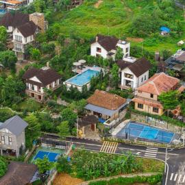 Biệt thự nhà ba gian Hoà Lạc
